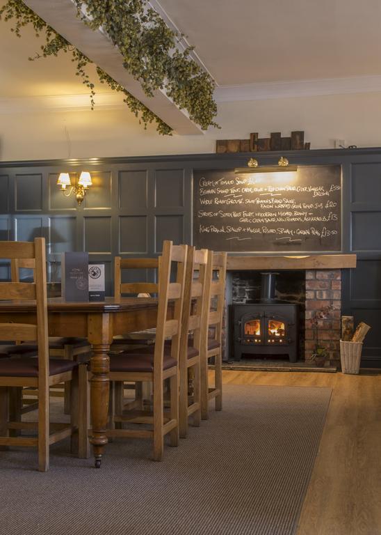 Hotel Buccleuch Arms St Boswells Esterno foto